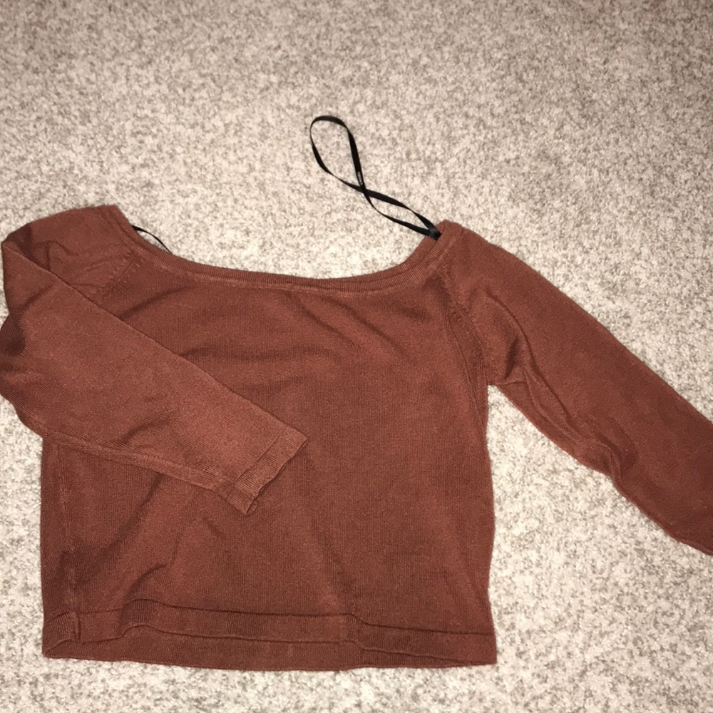Cropped fitted shirt